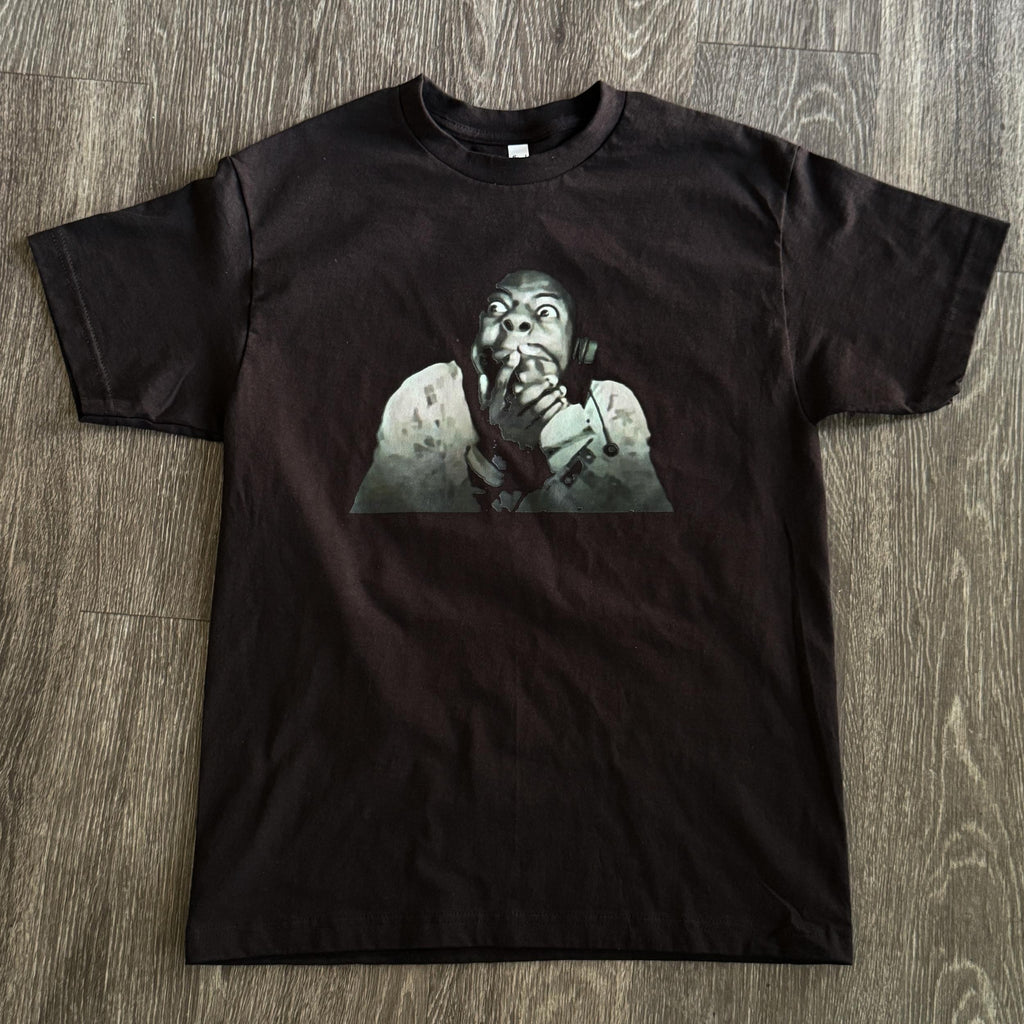 Speed Covering His Mouth Funny 100% Cotton T-Shirt